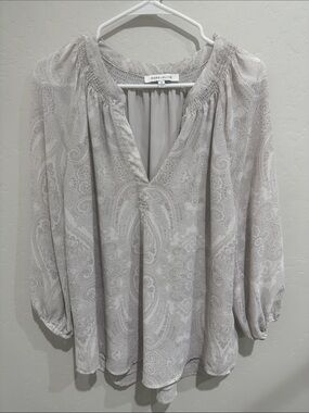 Rose & Olive Light Gray Paisley Peasant Tunic